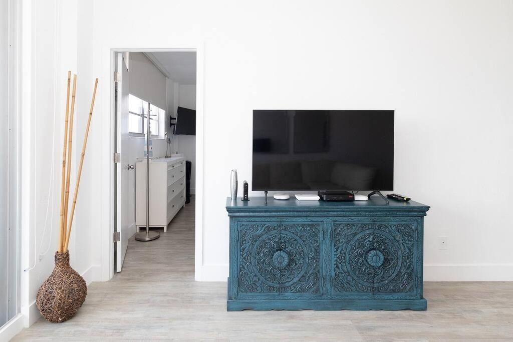 Stunning & Spacious Resort-Style Condo Across From Beach! Miami Beach Exterior foto